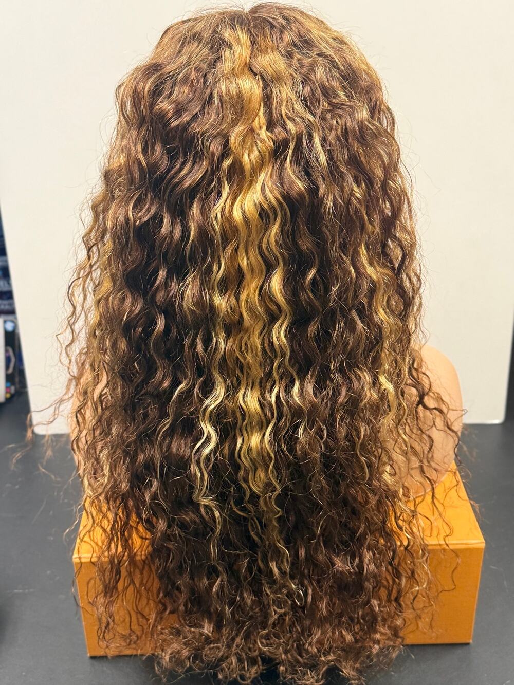 Ashimary 360 Skin Lace Human Hair Wig Water Wave Highlight Ombre NWT